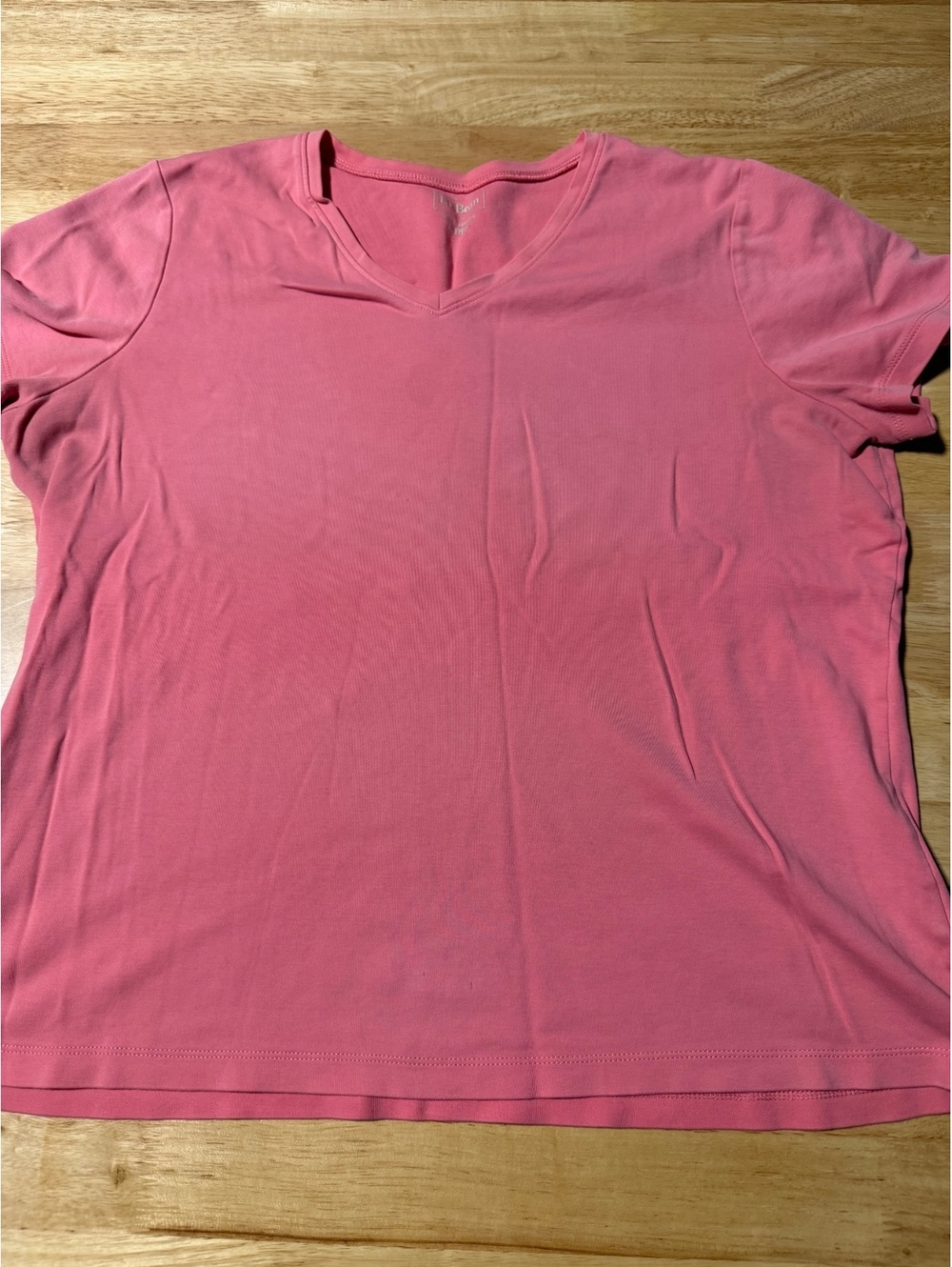 L.L.Bean Women’s Large Regular Pink V-Neck Short Sleeve T-Shirt